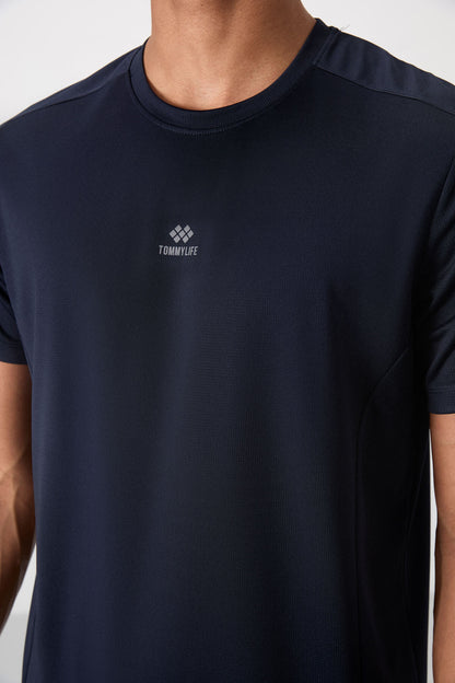 Navy Blue Polyester Breathable Textured Thin Flexible Standard Fit Men's Performance T-Shirt - 88390