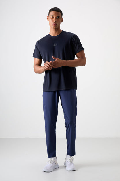 Navy Blue Polyester Breathable Textured Thin Flexible Standard Fit Men's Performance T-Shirt - 88390