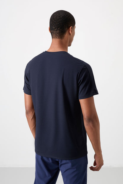 Navy Blue Polyester Breathable Textured Thin Flexible Standard Fit Men's Performance T-Shirt - 88390