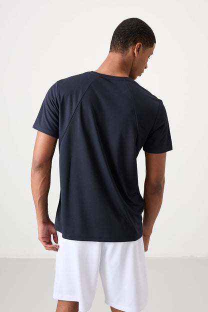 Navy Blue Polyester Breathable Textured Thin Flexible Standard Fit Men's Performance T-Shirt - 88391