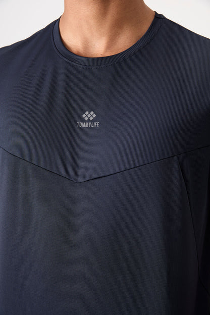 Navy Blue Polyester Breathable Textured Thin Flexible Standard Fit Men's Performance T-Shirt - 88391