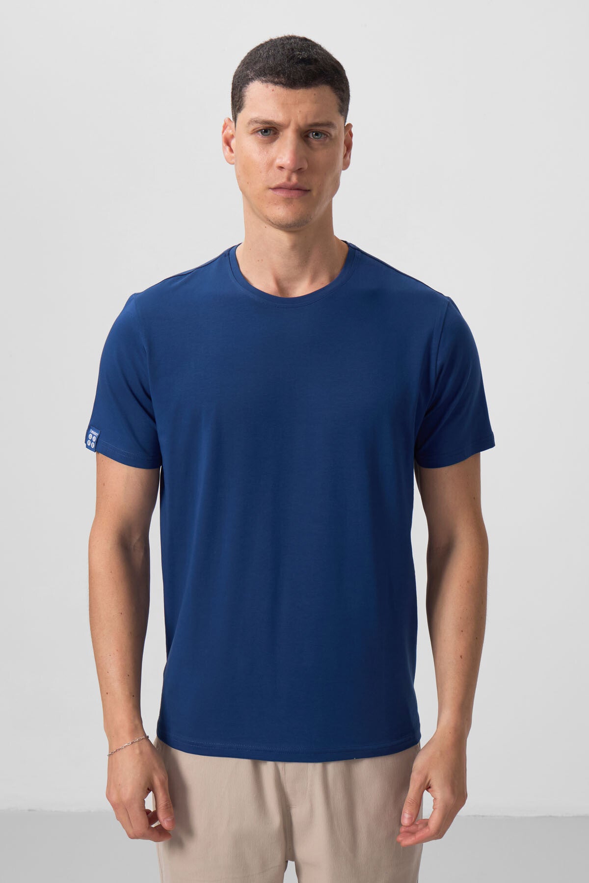 Parliament Men's Basic Short Sleeve Regular Fit O Collar T-shirt - 87911
