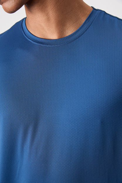 Parliament Polyester Breathable Textured Thin Flexible Standard Fit Men's Performance T-Shirt - 88388