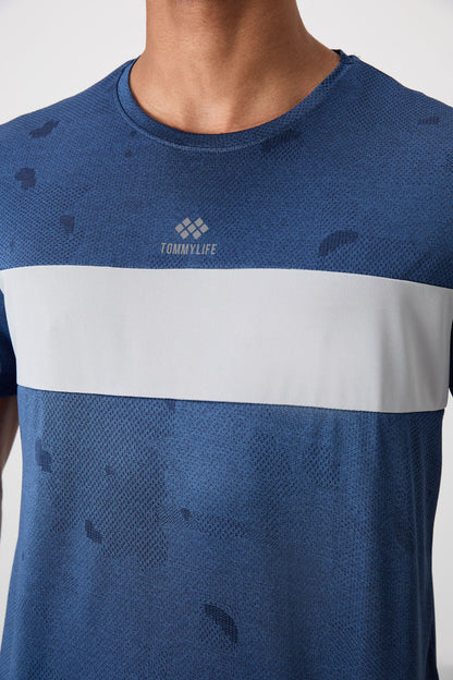 Parliament Polyester Breathable Jacquard Thin Flexible Standard Fit Men's Performance T-Shirt - 88398