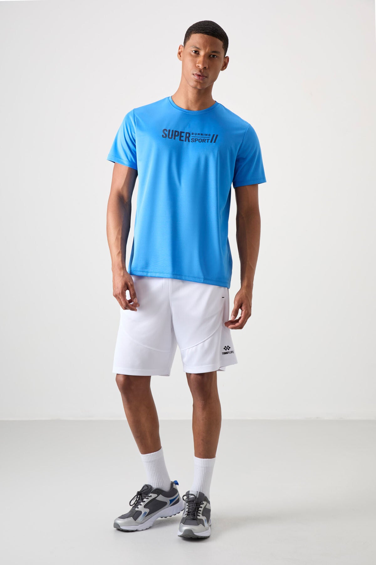 Breathable Textured Thin Flexible Standard Fit Men's Performance T-Shirt - 88385