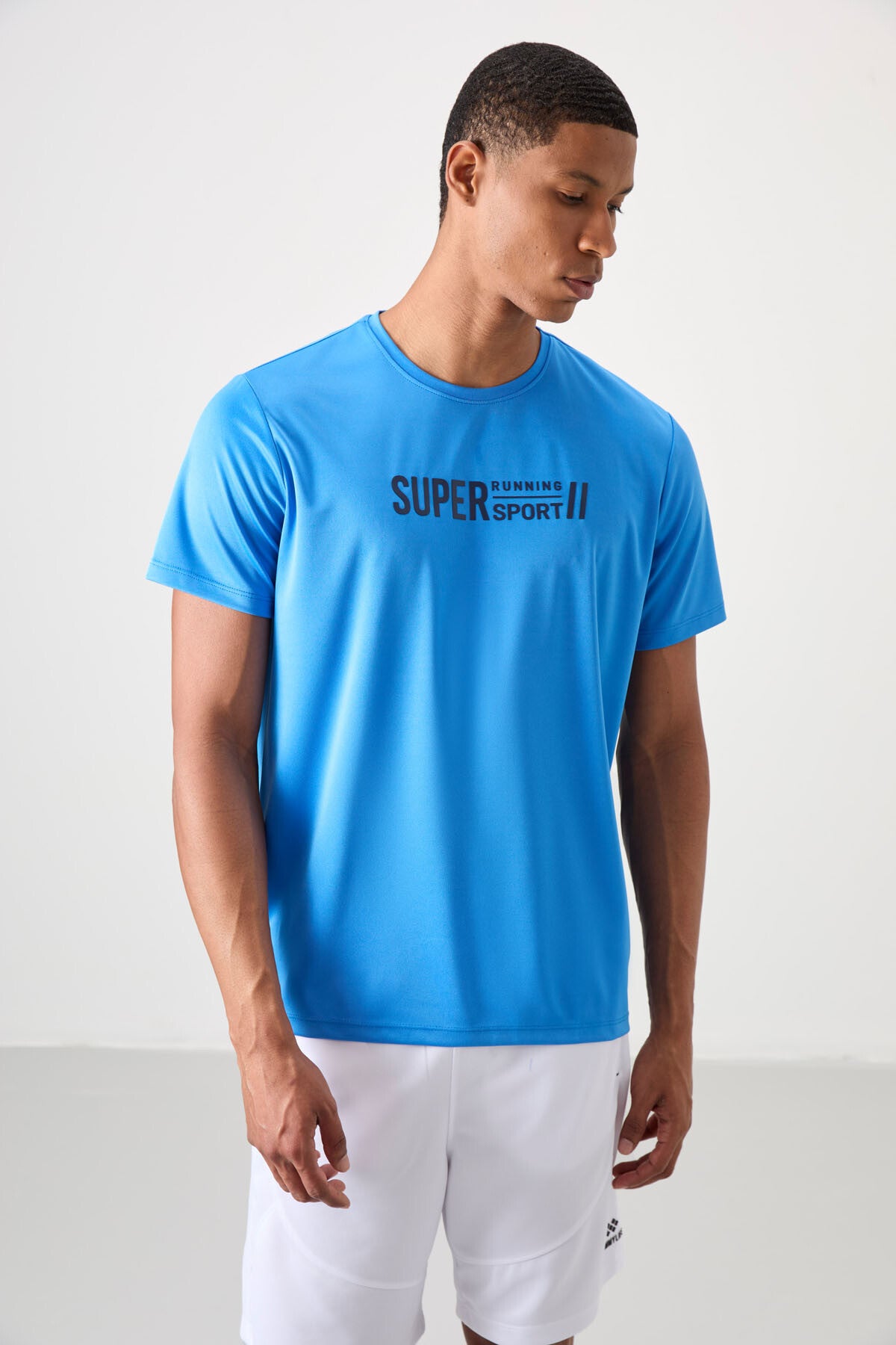 Breathable Textured Thin Flexible Standard Fit Men's Performance T-Shirt - 88385