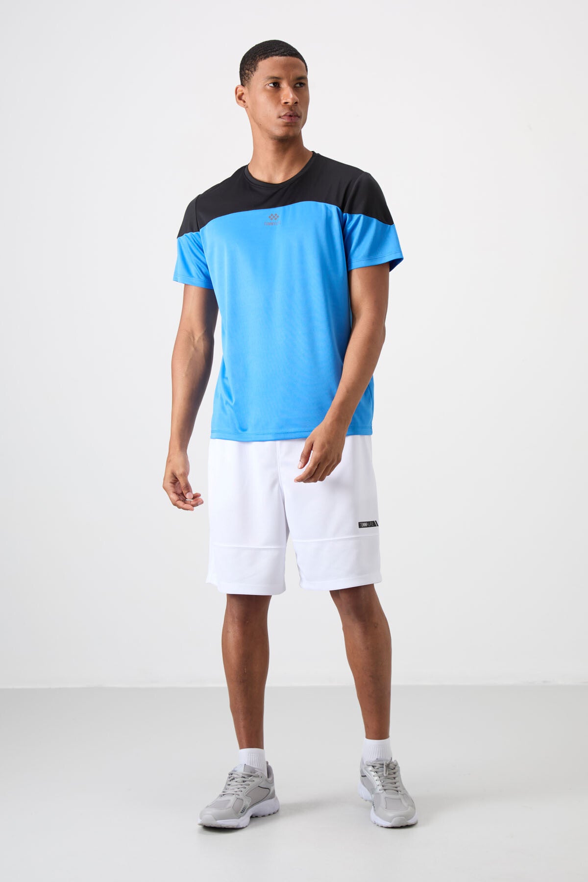 Breathable Textured Thin Flexible Standard Fit Men's Performance T-Shirt - 88386
