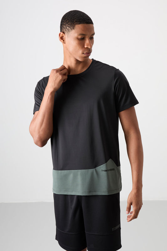 Black Polyester Breathable Textured Thin Flexible Standard Fit Men's Performance T-Shirt - 88383
