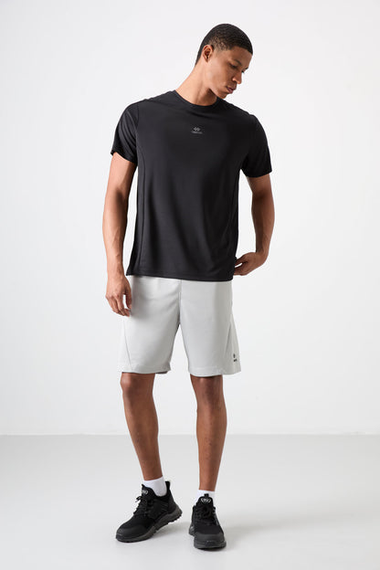 Black Polyester Breathable Textured Thin Flexible Standard Fit Men's Performance T-Shirt - 88390