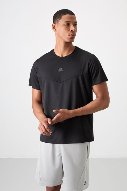 Black Polyester Breathable Textured Thin Flexible Standard Fit Men's Performance T-Shirt - 88391