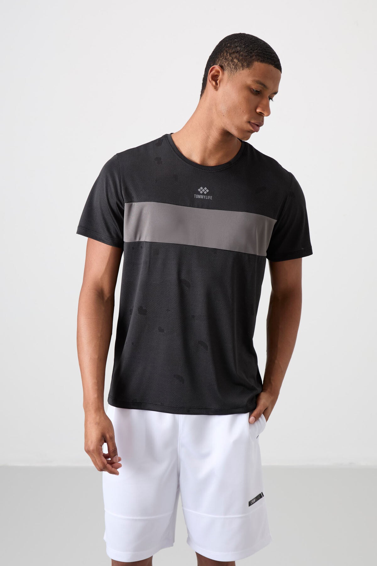 Black Polyester Breathable Jacquard Thin Flexible Standard Fit Men's Performance T-Shirt - 88398