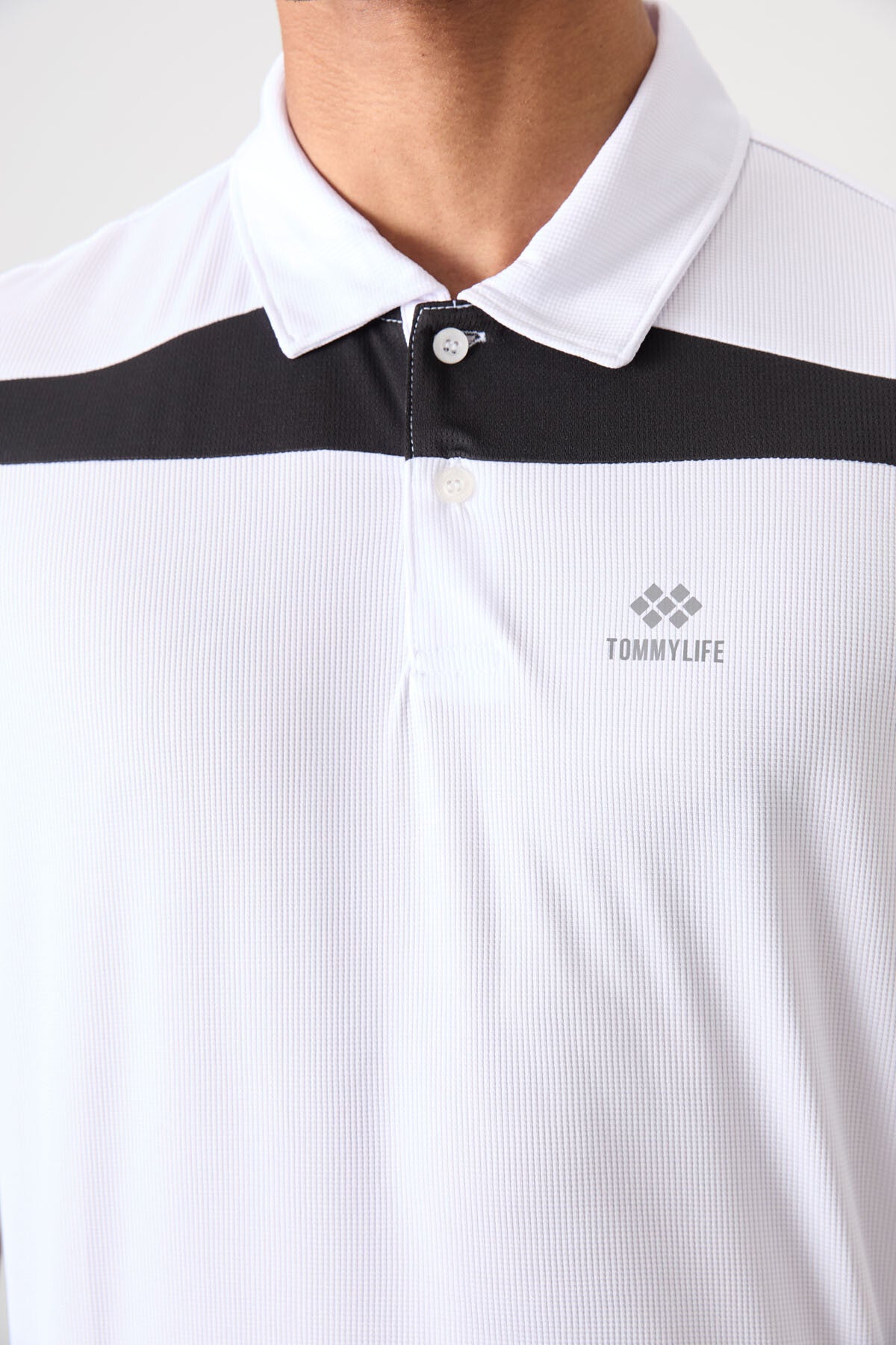 White Polyester Breathable Textured Thin Flexible Standard Fit Polo Collar Men's Performance T-Shirt - 88392