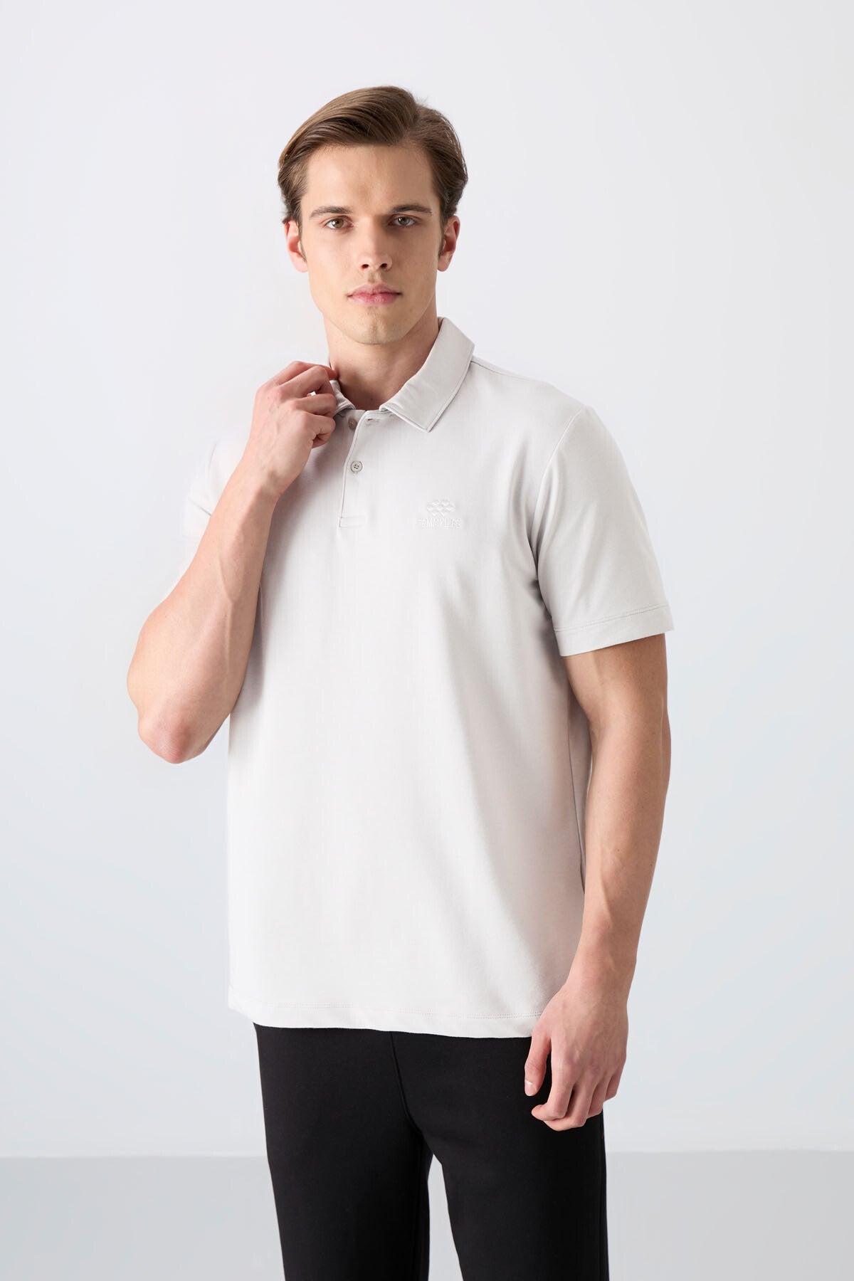 Ecru Basic Logo Standard Fit Knitted Polo Collar Men's T-Shirt - 87748