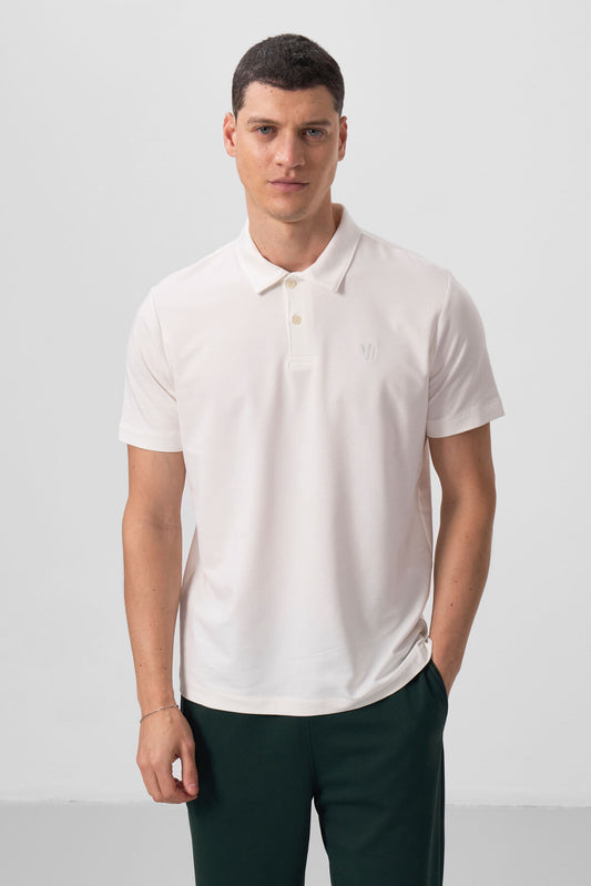 Ecru Basic Chest Logo Standard Fit Knitted Polo Collar Men's T-Shirt - 87768