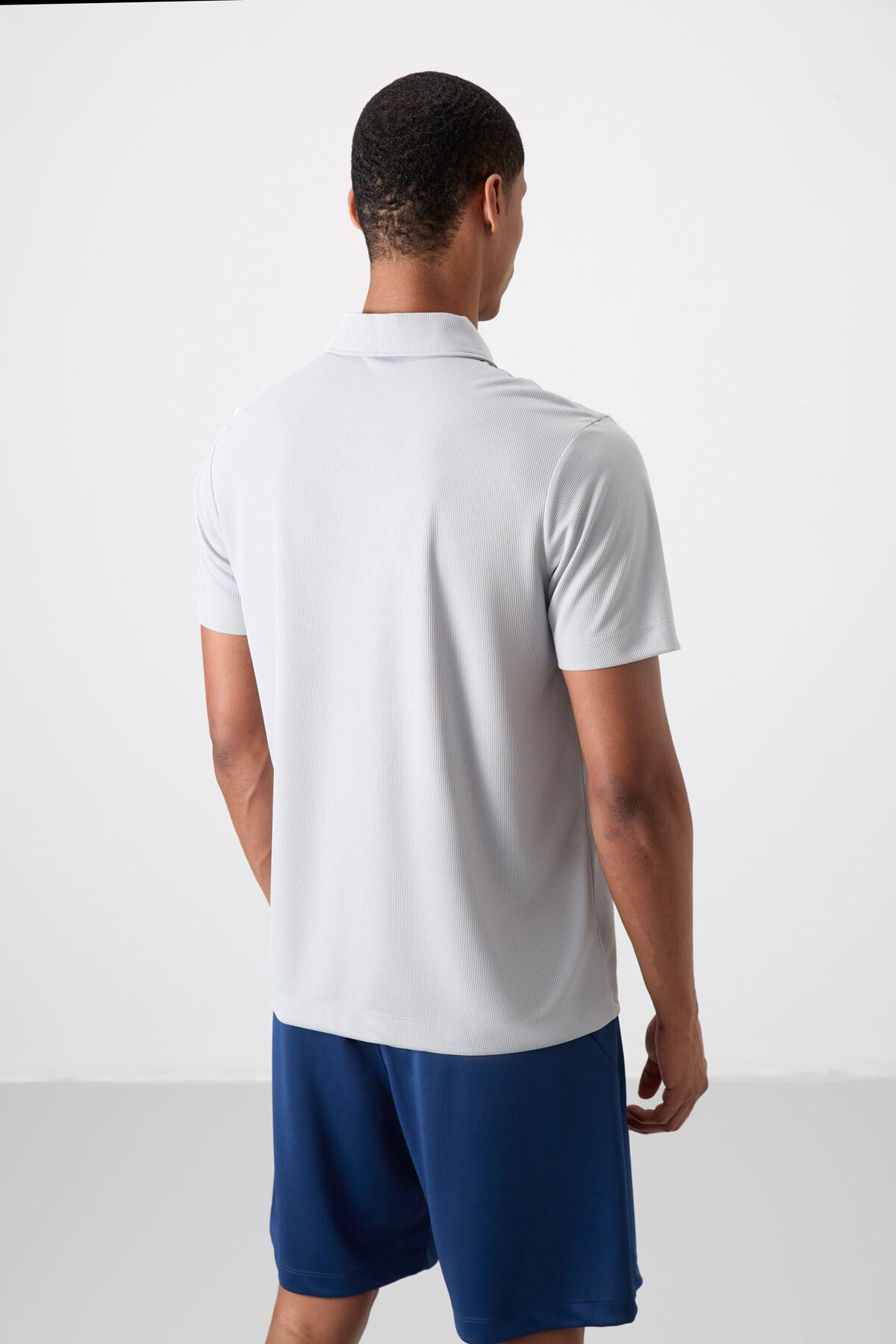Breathable Textured Thin Flexible Standard Fit Polo Collar Men's Performance T-Shirt - 88393