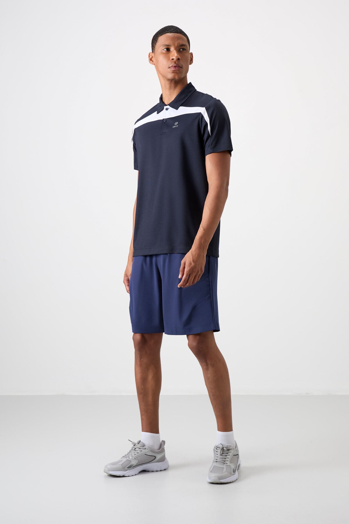 Navy Blue Polyester Breathable Textured Thin Flexible Standard Fit Polo Collar Men's Performance T-Shirt - 88392