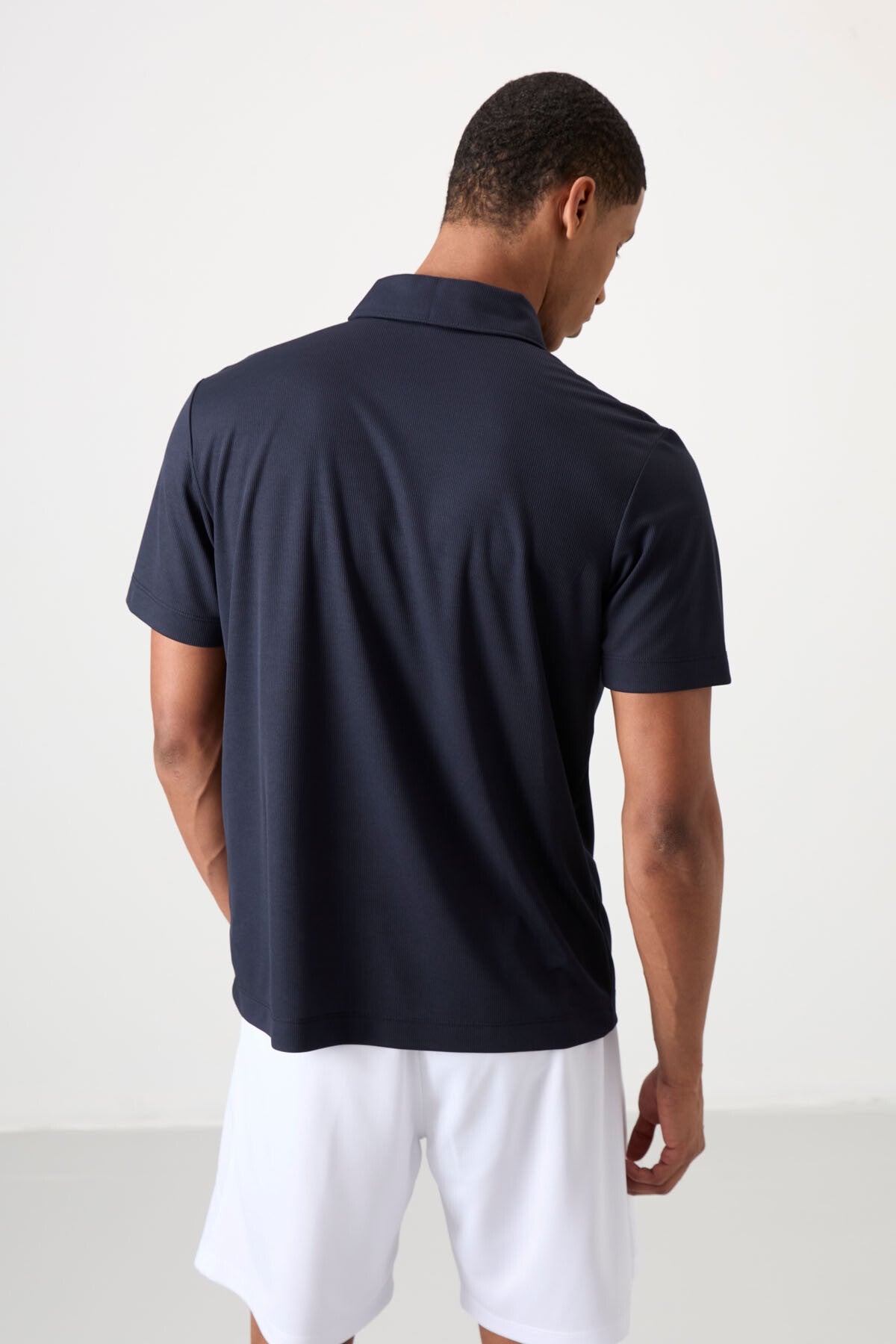 Navy Blue Polyester Breathable Textured Thin Flexible Standard Fit Polo Collar Men's Performance T-Shirt - 88393