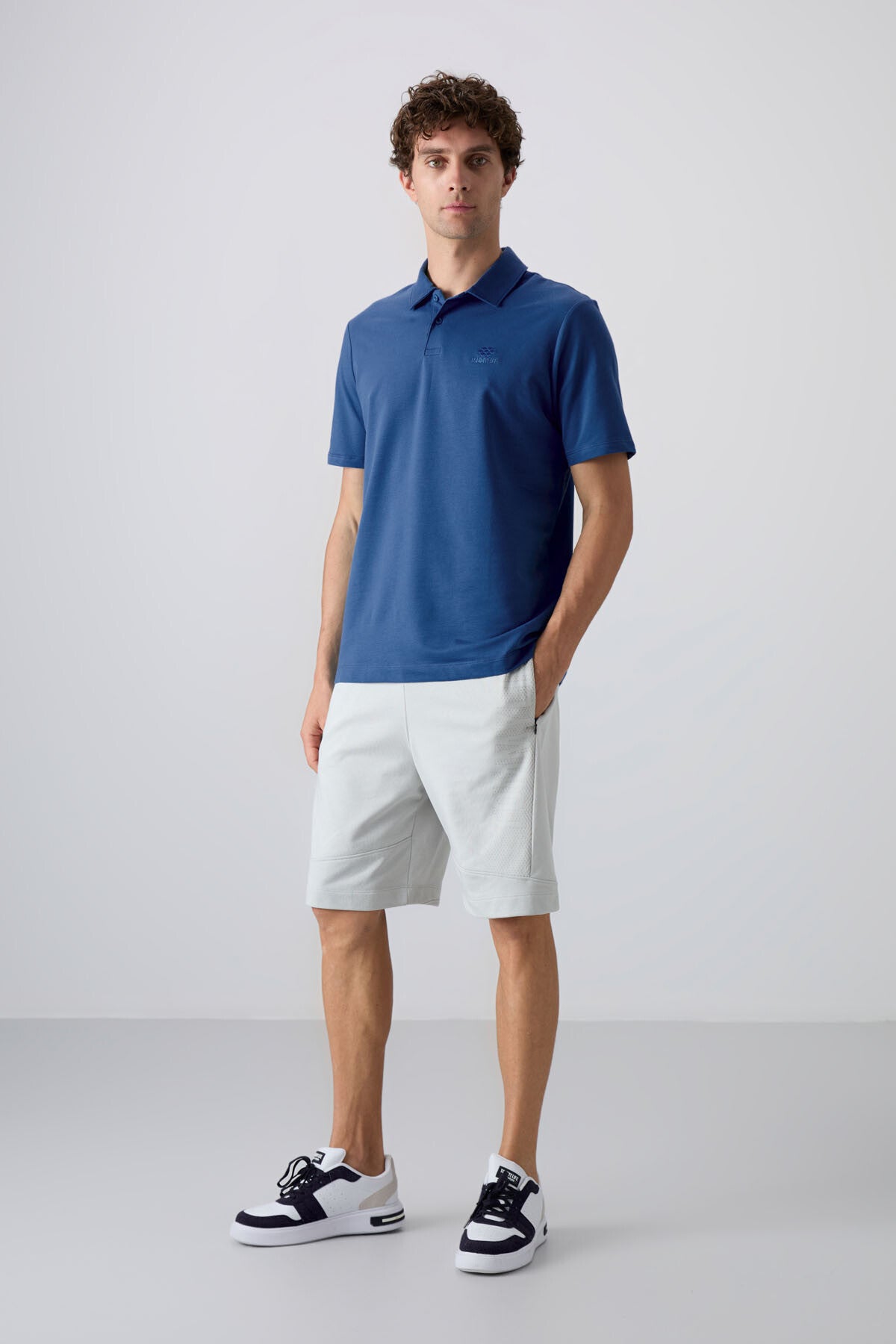 Parlament Basic Logo Standard Fit Knitted Polo Collar Men's T-Shirt - 87748
