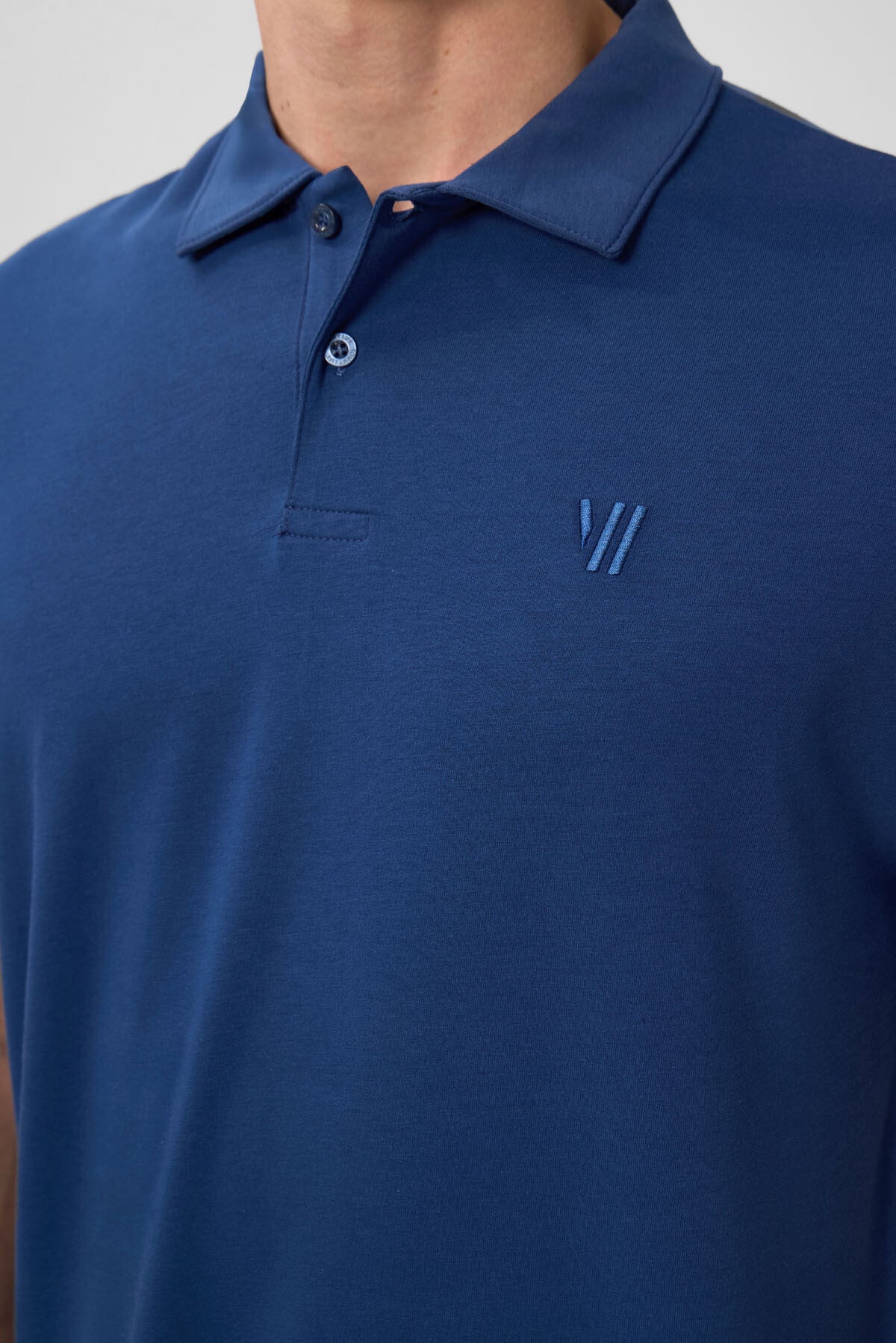 Parliament Basic Chest Logo Standard Fit Knitted Polo Collar Men's T-Shirt - 87768