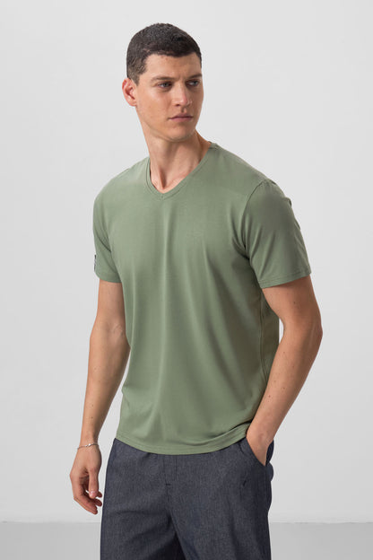 Light Green Basic Short Sleeve Standard Fit V Neck Men's T-Shirt - 87912
