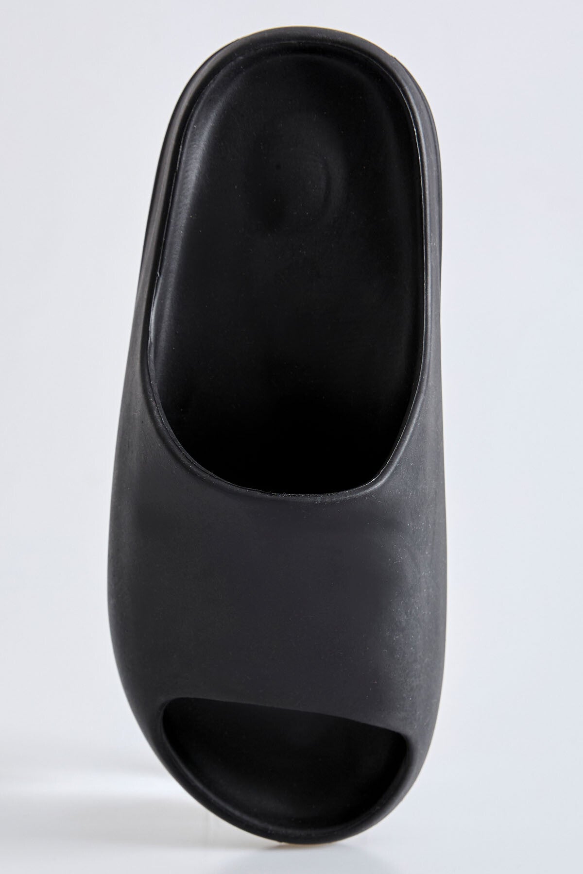 Black High-Sole Strapped Men's Slippers -89301