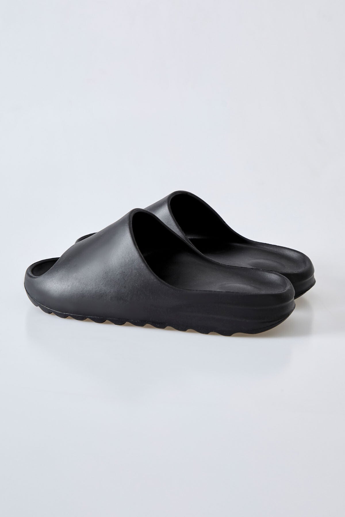 Black High-Sole Strapped Men's Slippers -89301