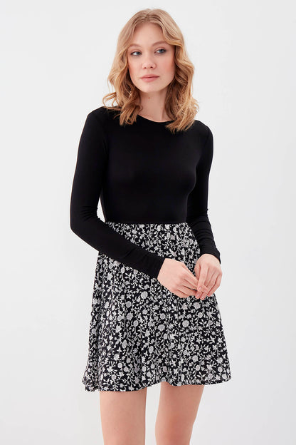 MINI DRESS WITH SKIRT PATTERN
