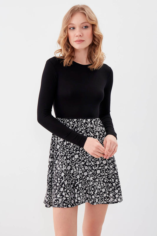 MINI DRESS WITH SKIRT PATTERN