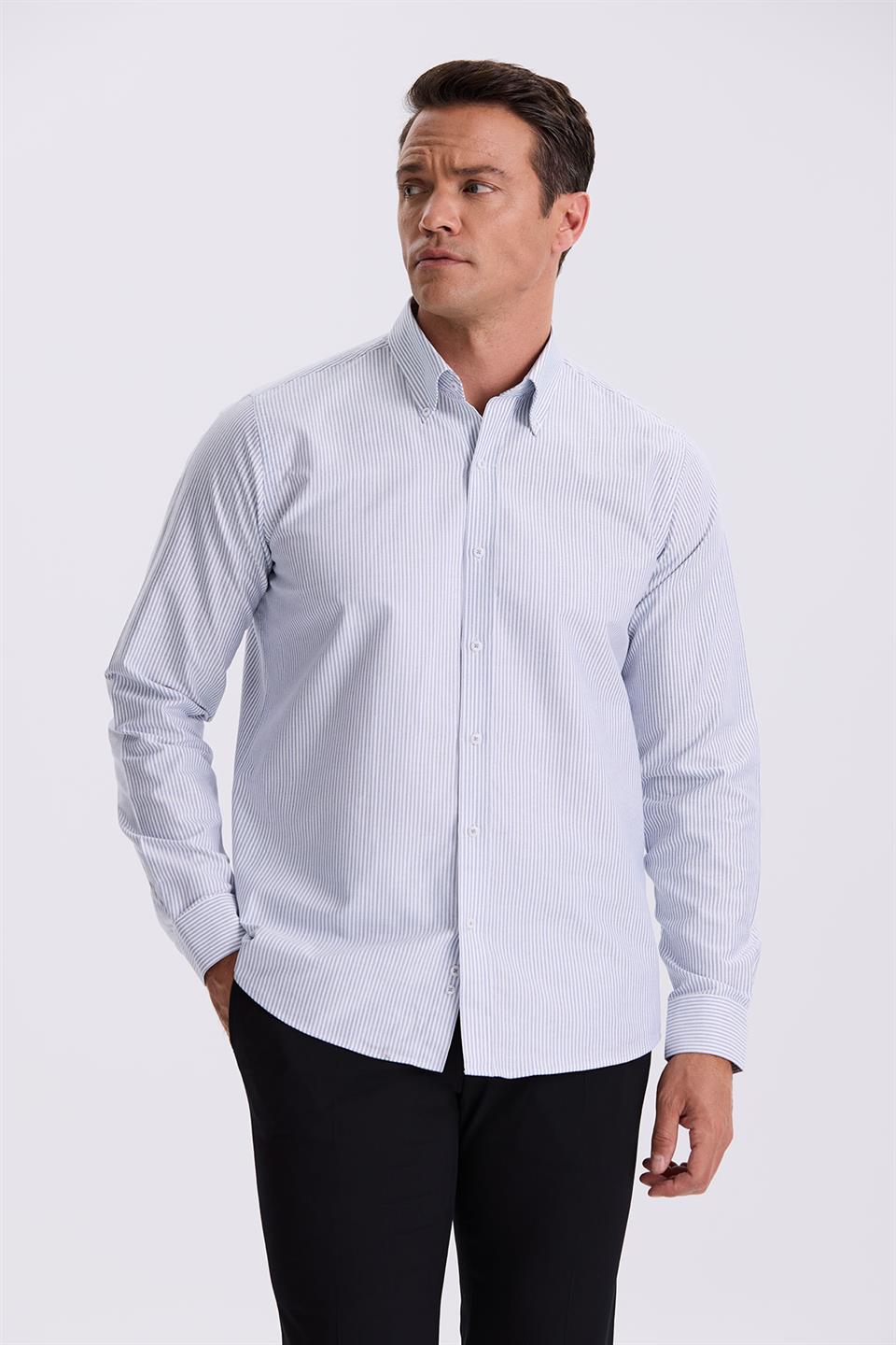 Navy 100% Cotton Buttoned Collar Comfort Fit Shirt