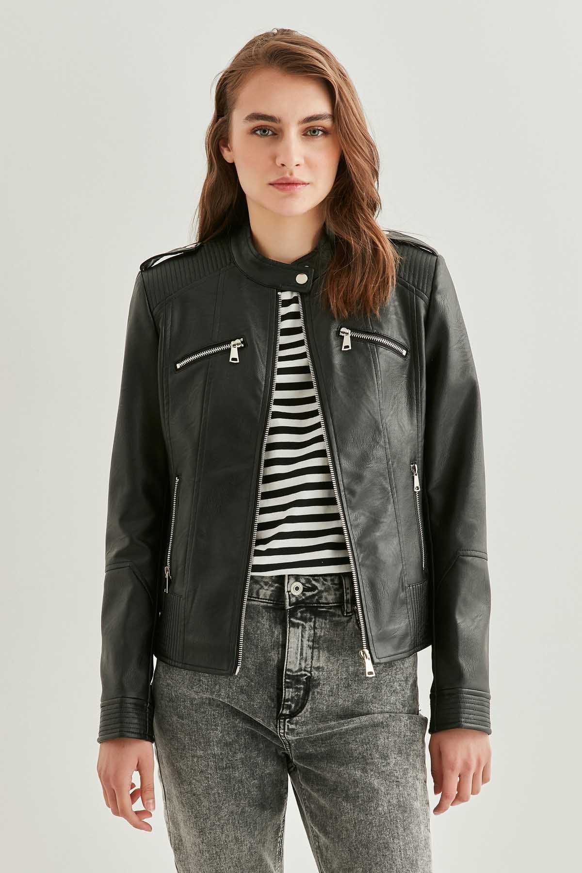 ZIPPERED FAUX LEATHER JACKET