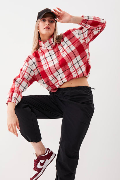 STEEP COLLAR PLAID DESEN SWEAT WITH ZIPPER