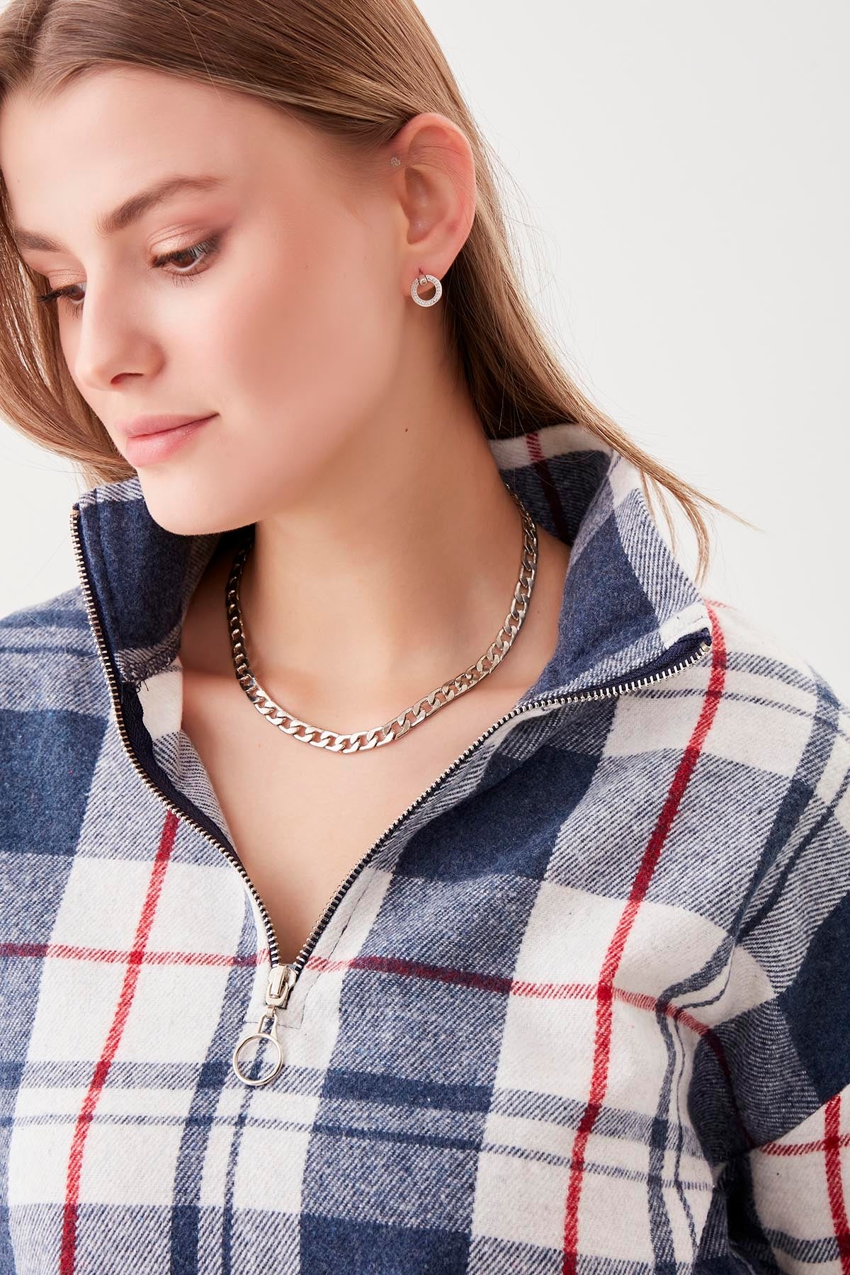 STEEP COLLAR PLAID DESEN SWEAT WITH ZIPPER