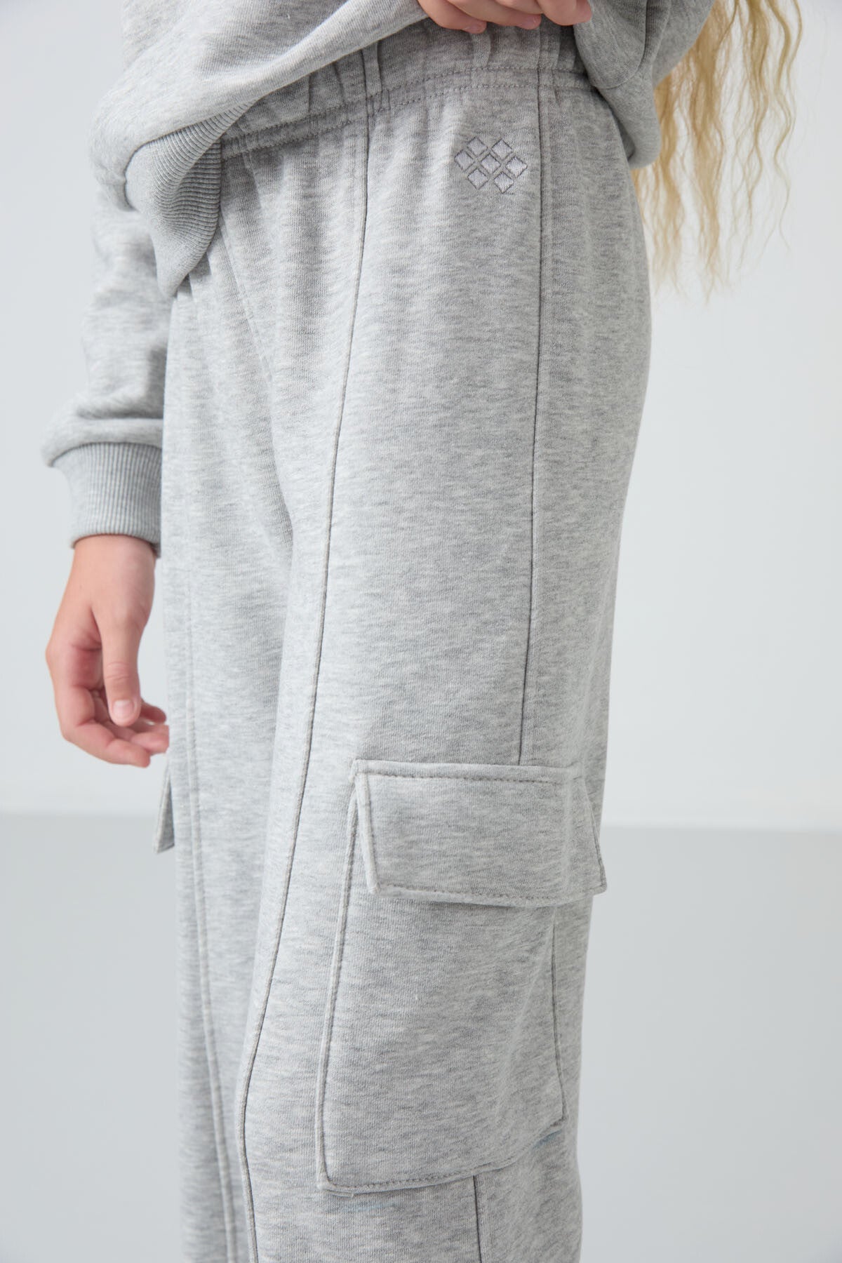 Grey Melange Cotton Fleece-Lined Soft Textured Standard Fit Embroidered Girls' Tracksuit Set - 75159
