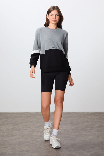 Grey Melange Compact Cotton Thick Smooth Textured O Collar Oversize Fit Women's Sweatshirt - 97289