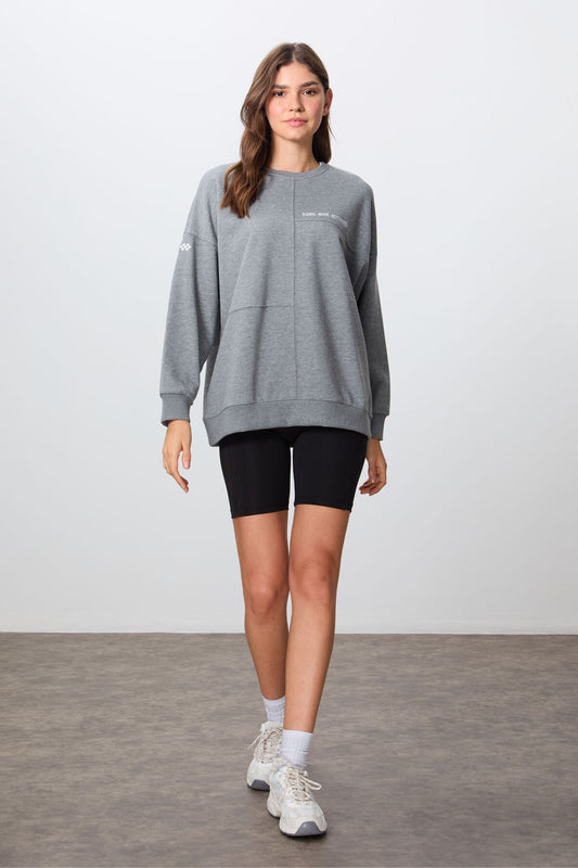 Grey Melange Compact Cotton Thick Smooth Textured O Collar Oversize Fit Women's Sweatshirt - 97288