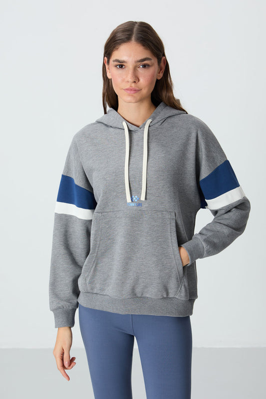 Grey Melange Compact Cotton Thick Smooth Textured Hooded Oversize Fit Women's Sweatshirt - 97290