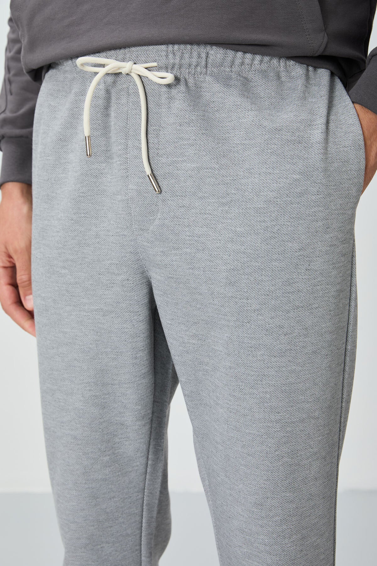 Grey Melange Textured Surface Standard Fit Men's Tracksuit Bottom - 82155
