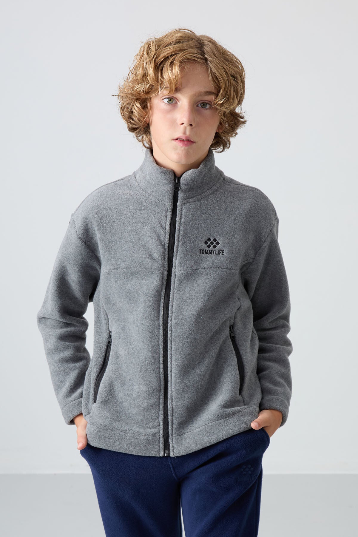 Grey Melange Thick Soft Textured Standard Fit Embroidered Fleece Boys' Sweatshirt - 11223