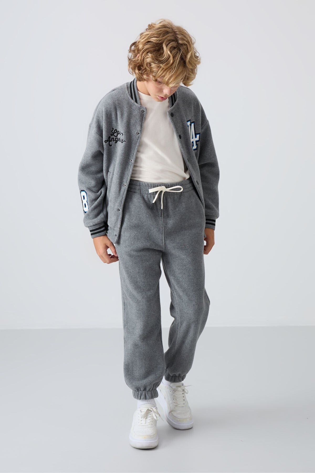 Grey Melange Thick Soft Textured Standard Fit Embroidered Fleece Boys' Tracksuit Bottom - 11220