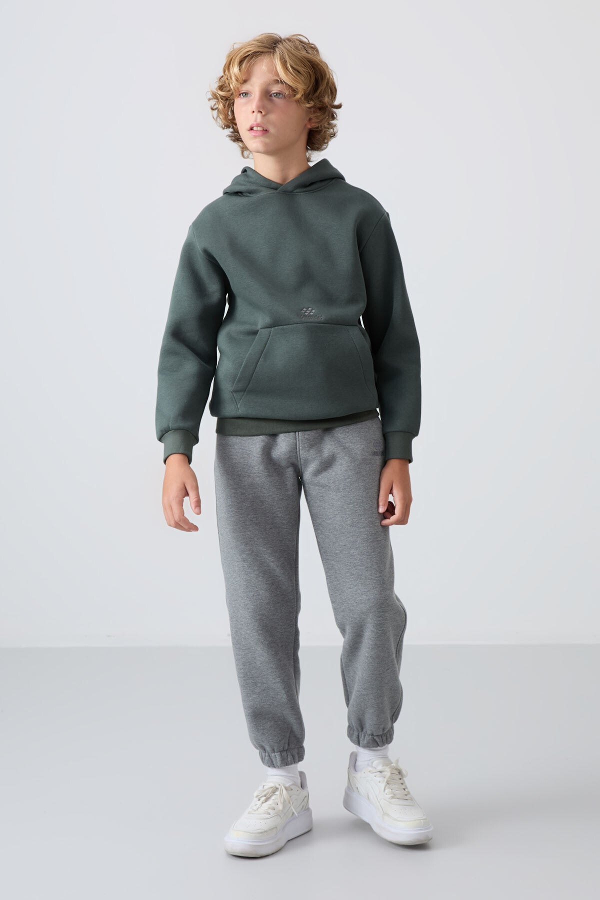 Grey Melange Cotton Thick Fleece-Lined Soft Textured Standard Fit Printed Boys' Tracksuit Bottom - 11225