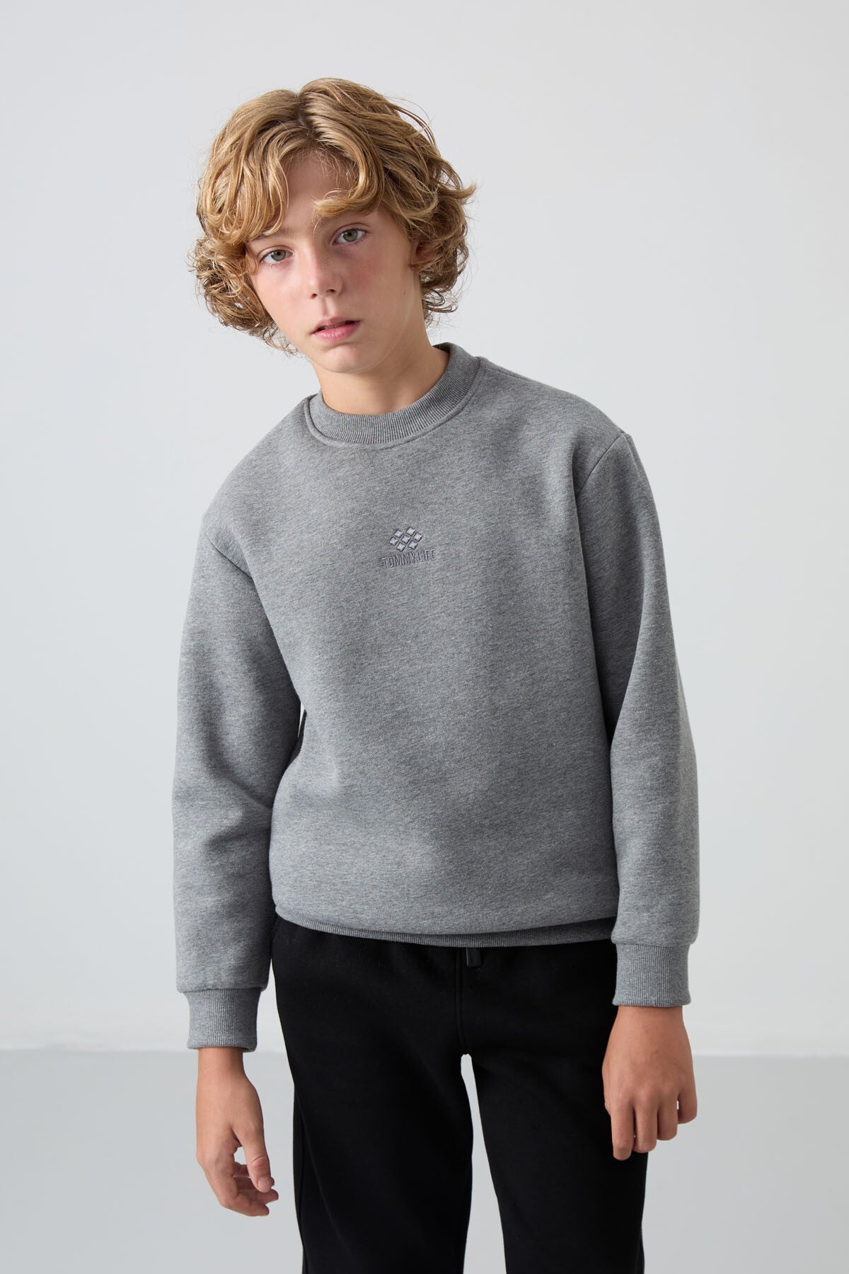Grey Melange Cotton Thick Fleece-Lined Soft Textured Standard Fit Embroidered Boys' Sweatshirt - 11232