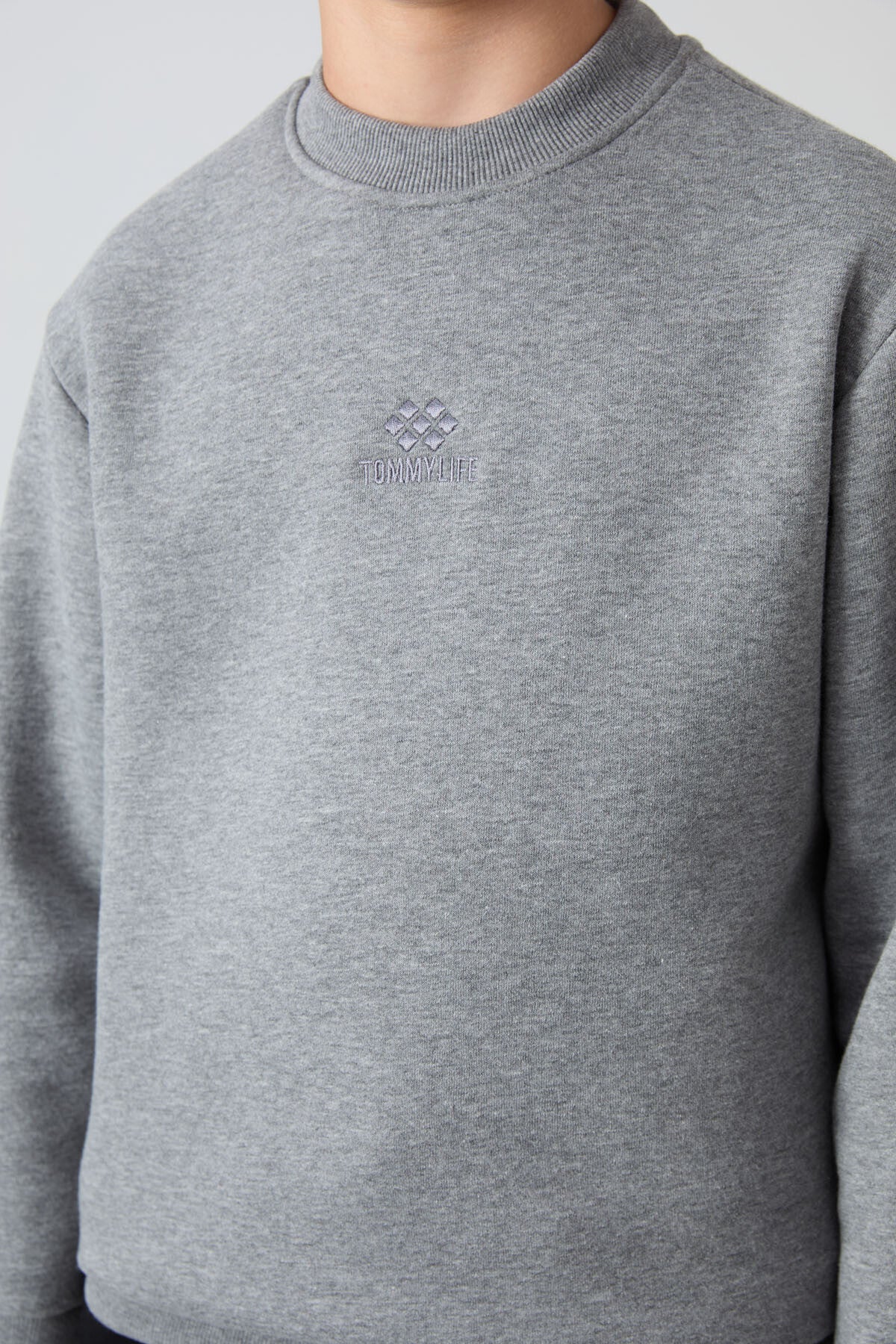 Grey Melange Cotton Thick Fleece-Lined Soft Textured Standard Fit Embroidered Boys' Sweatshirt - 11232
