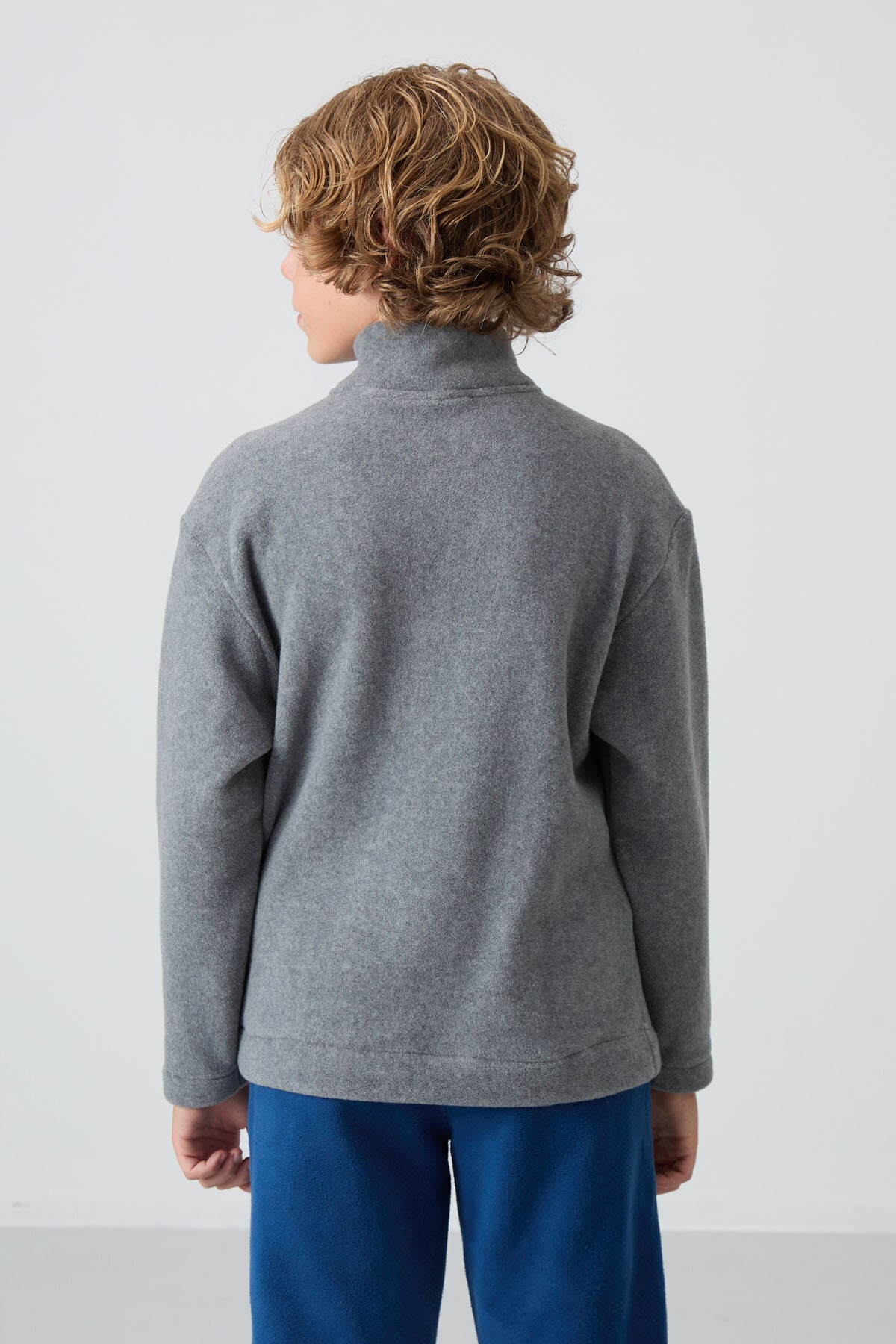 Grey Melange Thick Soft Textured Standard Fit Embroidered Fleece Boys' Sweatshirt - 11221