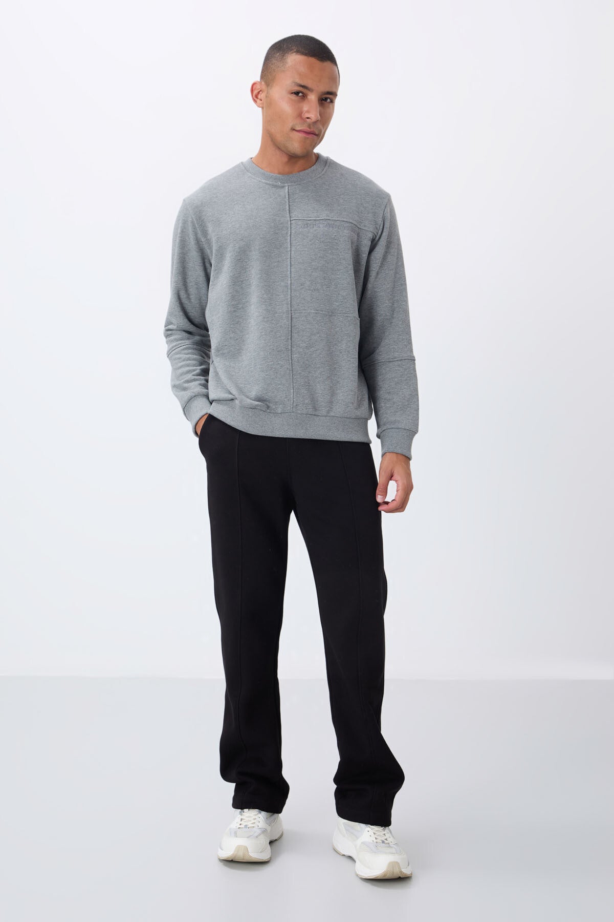 Grey Melange Compact Cotton Thick Smooth Textured O Collar Standard Fit Men's Sweatshirt -88405