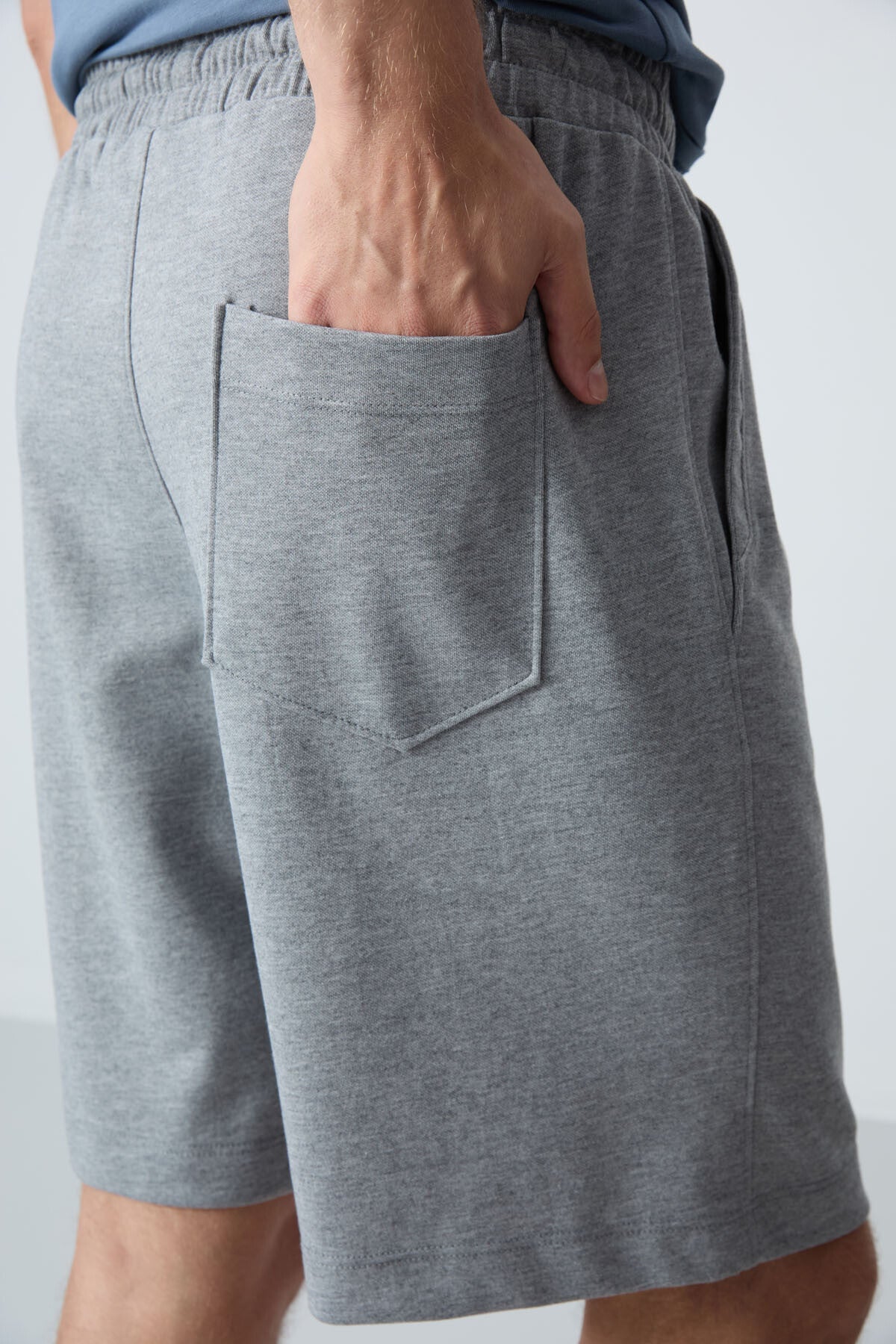 Grey Melange Cotton Thick Soft Textured Standard Fit Basic Men's Shorts - 81275