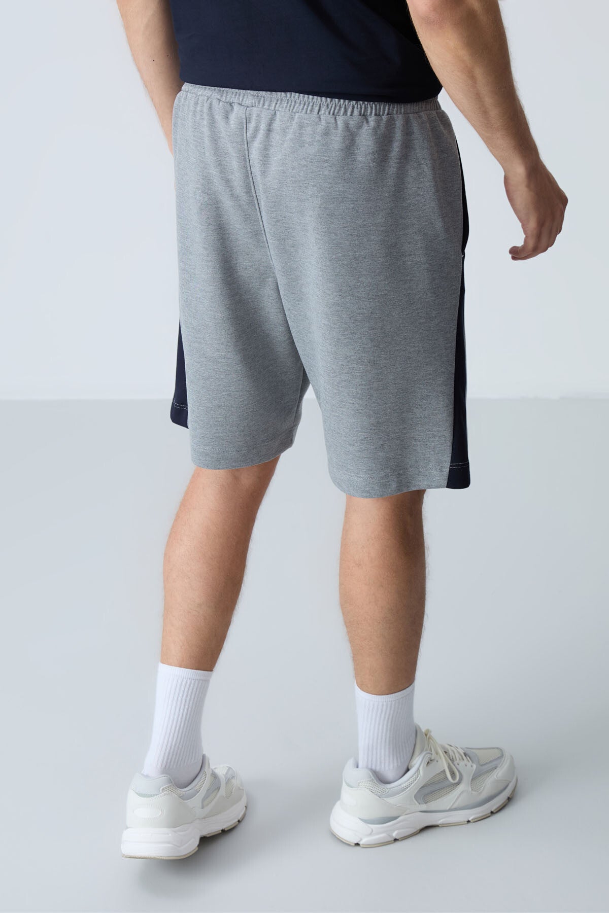 Grey Melange Cotton Thick Soft Textured Standard Fit Basic Men's Shorts - 81280