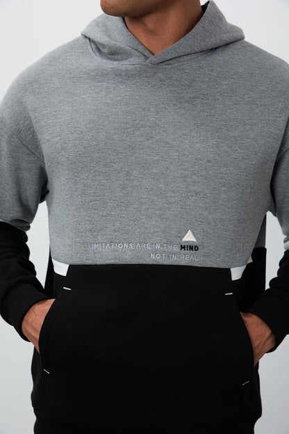 Grey Melange Cotton Thick Inner Fleece Soft Texture Comfort Fit Embroidered Men's Sweatshirt - 88417