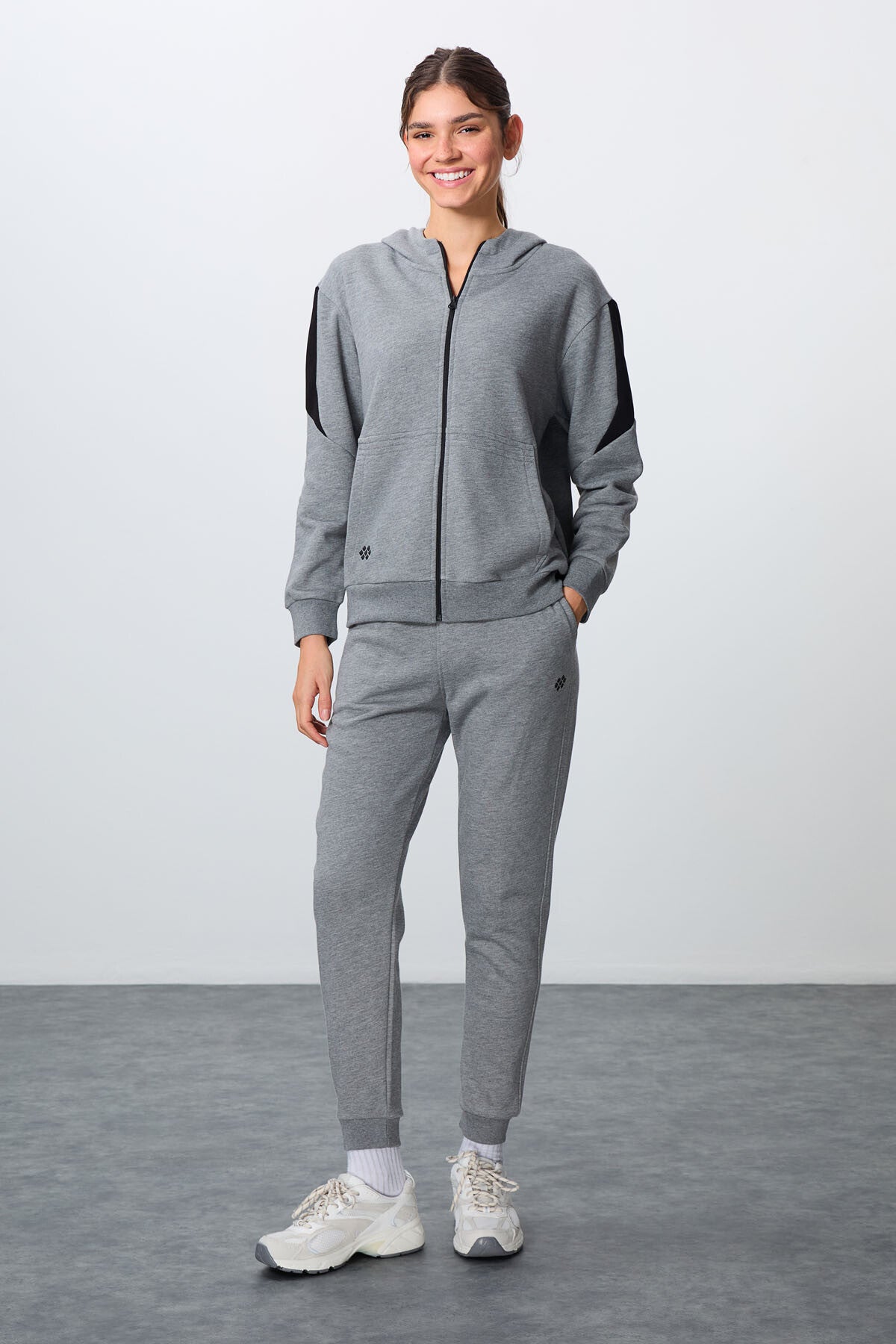 Grey Melange Compact Cotton Thick Smooth Textured Hooded Oversize Fit Women's Tracksuit Set - 95343