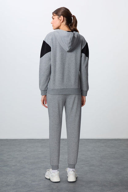 Grey Melange Compact Cotton Thick Smooth Textured Hooded Oversize Fit Women's Tracksuit Set - 95343