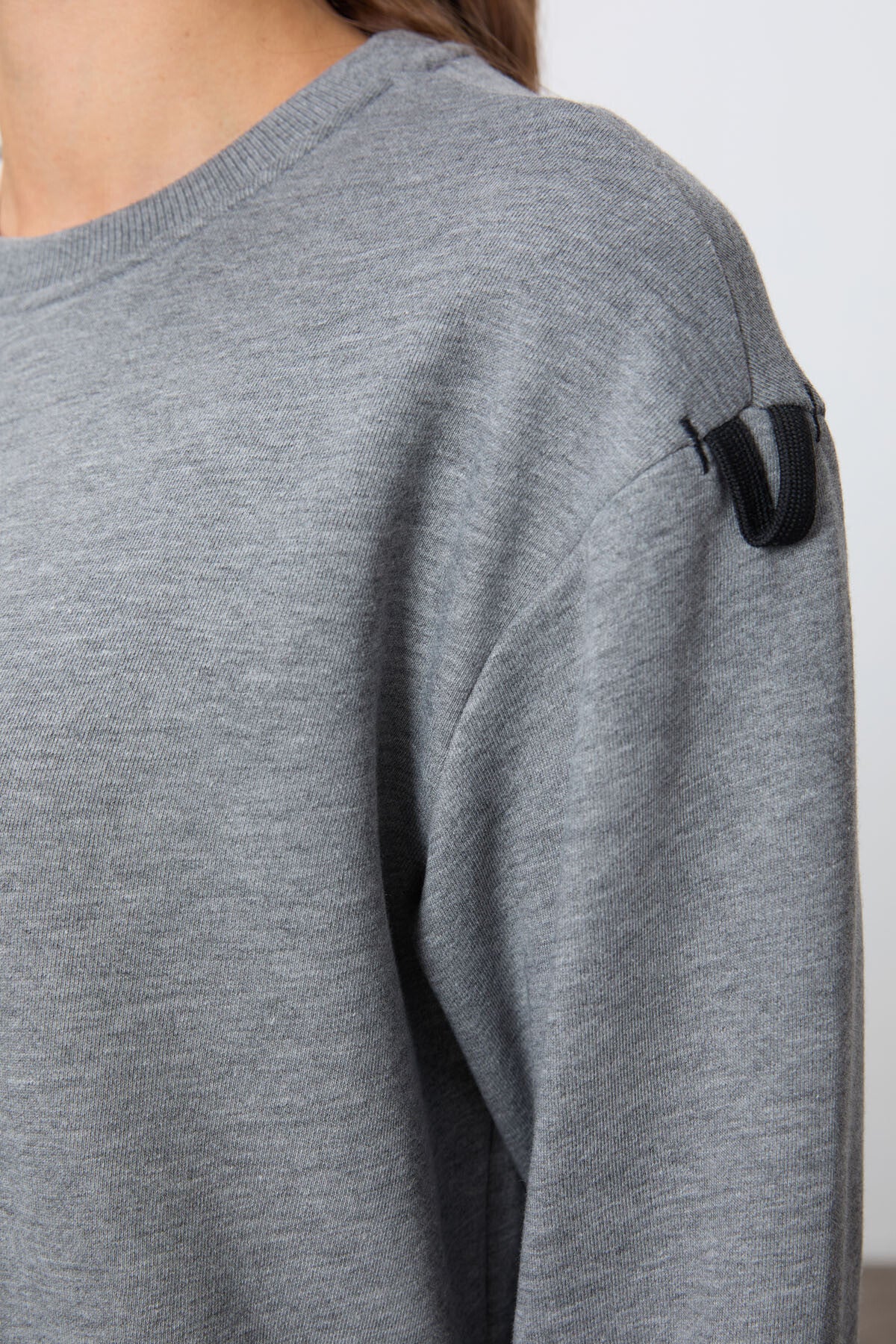 Grey Melange Compact Cotton Thick Smooth Textured O Collar Oversize Fit Women's Tracksuit Set - 95341
